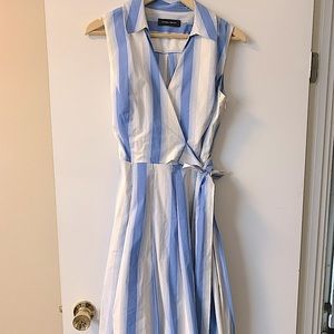 Ivanka Trump Summer Wrap Dress Size 8